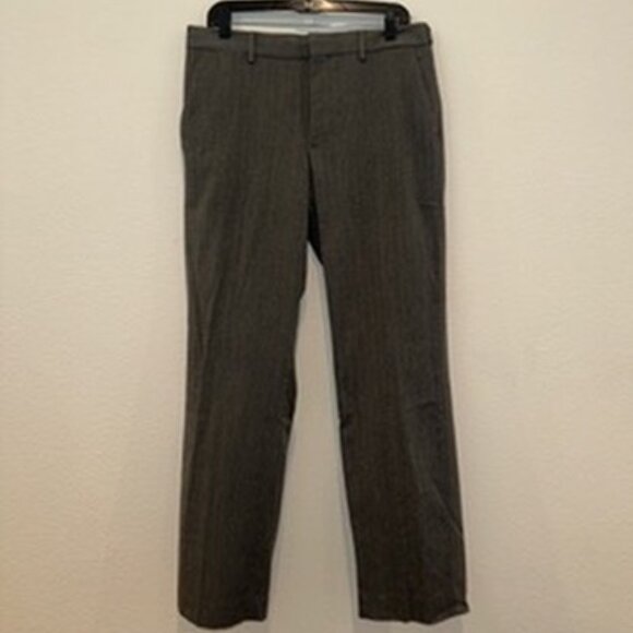 Express Producer Straight Leg Dress Pants (Men’s 32x32, Charcoal Pinstripe) - Picture 1 of 3